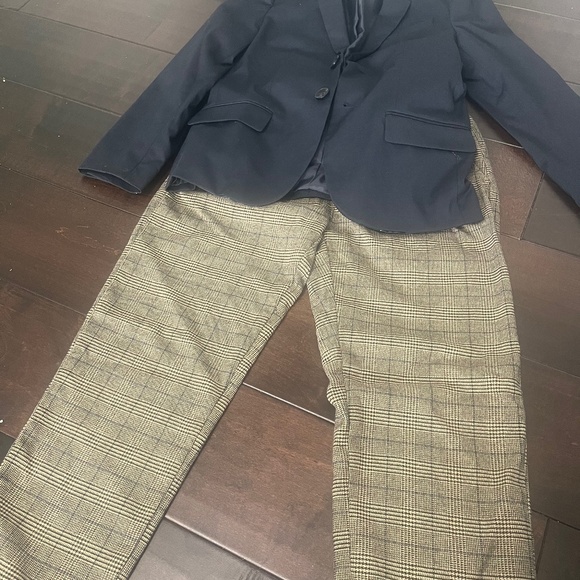 Pants and blazer - Picture 1 of 1